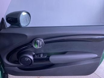 MINI Electric Hatch Cooper SE 32.6kWh Level 3 Hatchback 3dr Electric Auto (184 ps)