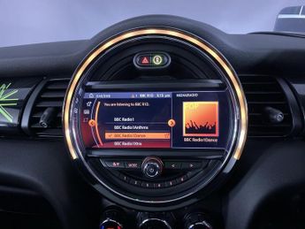 MINI Electric Hatch Cooper SE 32.6kWh Level 3 Hatchback 3dr Electric Auto (184 ps)