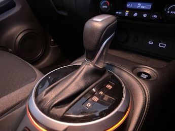 NISSAN JUKE 1.0 DIG-T N-Connecta SUV 5dr Petrol DCT Auto Euro 6 (s/s) (114 p