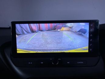 NISSAN JUKE 1.0 DIG-T N-Connecta SUV 5dr Petrol DCT Auto Euro 6 (s/s) (114 p