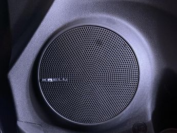 HYUNDAI KONA 64kWh Premium SUV 5dr Electric Auto (10.5kW Charger) (204 ps)