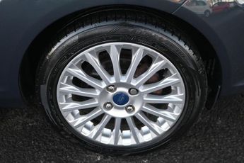 FORD FIESTA 1.0T EcoBoost Titanium Hatchback 5dr Petrol Powershift Euro 6 (1