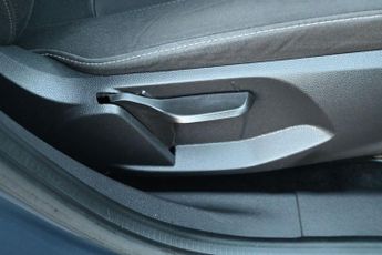 FORD FIESTA 1.0T EcoBoost Titanium Hatchback 5dr Petrol Powershift Euro 6 (1