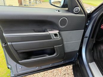 LAND ROVER RANGE ROVER SPORT 3.0 SD V6 HSE Auto 4WD Euro 6 (s/s) 5dr