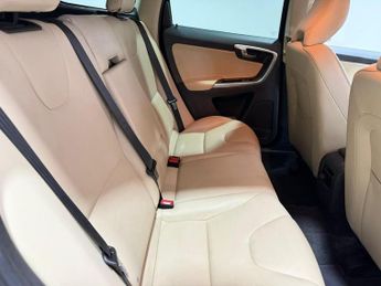 VOLVO XC60 2.4 D5 SE Lux Nav SUV 5dr Diesel Auto AWD Euro 6 (s/s) (220 ps)