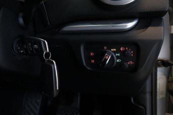 AUDI A3 1.4 TFSI CoD Sport Saloon 4dr Petrol S Tronic Euro 6 (s/s) (Nav)