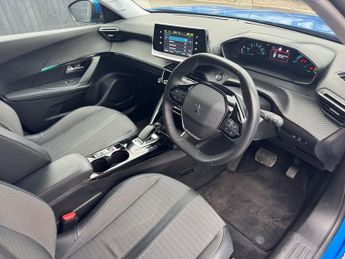 PEUGEOT E-2008 50kWh Allure SUV 5dr Electric Auto 