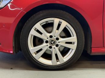 MERCEDES-BENZ A-CLASS 2.1 A200d Sport (Premium) Hatchback 5dr Diesel 7G-DCT Euro 6 (s/