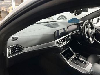 BMW 4 SERIES 2.0 420i M Sport Coupe 2dr Petrol Auto Euro 6 (s/s) (184 ps) F/S