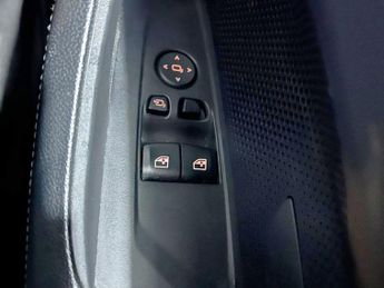 BMW 4 SERIES 2.0 420i M Sport Coupe 2dr Petrol Auto Euro 6 (s/s) (184 ps) F/S