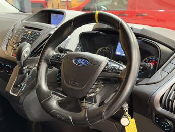 FORD TOURNEO CUSTOM 2.0 310  MSRT VR46 SUPER RARE VAN  Titanium Minibus Double Cab 5