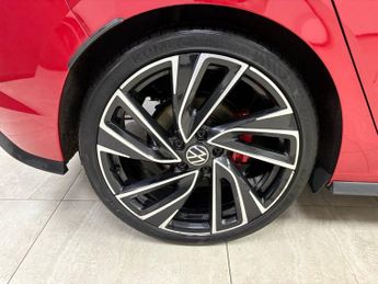 VOLKSWAGEN GOLF 2.0 TDI GTD Hatchback 5dr Diesel DSG Euro 6 (s/s) (200 ps)