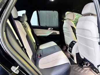 BMW X5 3.0 40d MHT M Sport SUV 5dr Diesel Hybrid Auto xDrive Euro 6 (s/