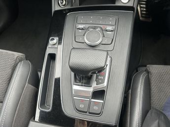 AUDI Q5 2.0 TFSI 45 Black Edition SUV 5dr Petrol S Tronic quattro Euro 6