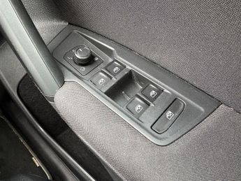VOLKSWAGEN TIGUAN 2.0 TDI Match SUV 5dr Diesel DSG 4Motion Euro 6 (s/s) (150 ps)