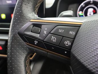 CUPRA FORMENTOR 1.4 eHybrid 12.8kWh V1 SUV 5dr Petrol Plug-in Hybrid DSG Euro 6 