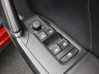 CUPRA FORMENTOR 1.4 eHybrid 12.8kWh V1 SUV 5dr Petrol Plug-in Hybrid DSG Euro 6 