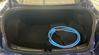 TESLA Model 3 (Dual Motor) Long Range Saloon 4dr Electric Auto 4WDE (346 ps)