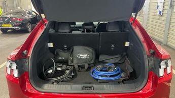 FORD MUSTANG MACH-E Standard Range 70kWh SUV 5dr Electric Automatic AWD (269 ps)