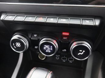 RENAULT ARKANA 1.3 MHEV r.s. line SUV 5dr Petrol EDC 2WD Euro 6 (s/s) (140 ps)