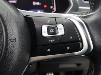 VOLKSWAGEN TIGUAN 1.5 TSI EVO R-Line Tech SUV 5dr Petrol DSG Euro 6 (s/s) (150 ps)