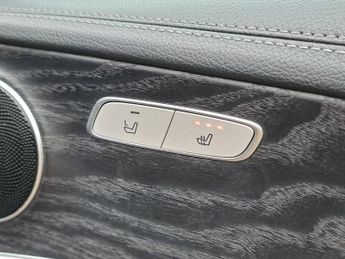 MERCEDES-BENZ E-CLASS 2.0 E220d AMG Line Saloon 4dr Diesel G-Tronic+ Euro 6 (s/s) (194