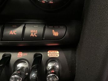 MINI Electric Hatch Cooper SE 32.6kWh Level 3 Hatchback 3dr Electric Auto (184 ps)