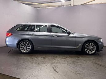 BMW 5 SERIES 2.0 520i SE Touring 5dr Petrol Auto Euro 6 (s/s) (184 ps)
