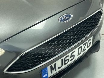 FORD FOCUS 1.5 TDCi Zetec Hatchback 5dr Diesel Manual Euro 6 (s/s) (120 ps)