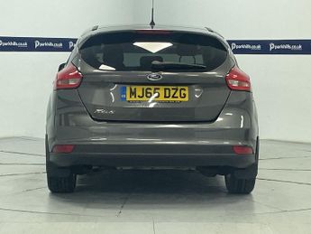 FORD FOCUS 1.5 TDCi Zetec Hatchback 5dr Diesel Manual Euro 6 (s/s) (120 ps)