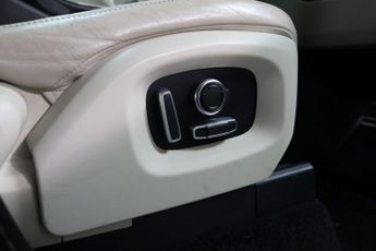 LAND ROVER RANGE ROVER 3.0 TD V6 Vogue SUV 5dr Diesel Auto 4WD Euro 6 (s/s) (258 ps)