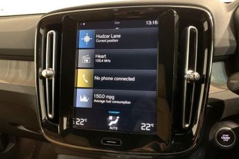 VOLVO XC40 1.5 T3 Inscription SUV 5dr Petrol Auto Euro 6 (s/s) (163 ps) Par