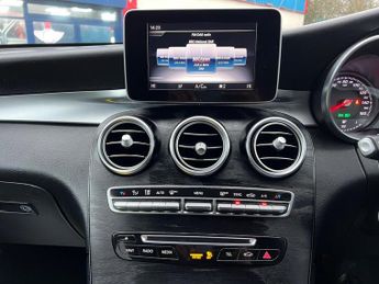 MERCEDES-BENZ GLC 2.1 GLC220d AMG Line Coupe G-Tronic 4MATIC Euro 6 (s/s) 5dr