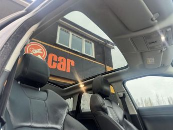 LAND ROVER RANGE ROVER EVOQUE 2.0 TD4 SE Tech SUV 5dr Diesel Auto 4WD Euro 6 (s/s) (180 ps)