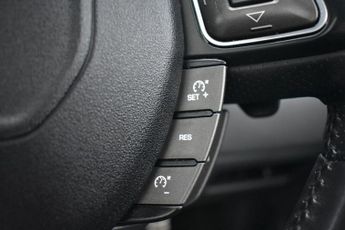 LAND ROVER RANGE ROVER EVOQUE 2.0 TD4 HSE Dynamic Lux SUV 5dr Diesel Auto 4WD Euro 6 (s/s) (18