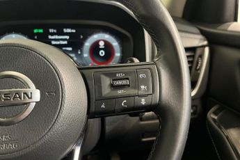 NISSAN QASHQAI 1.3 DIG-T MHEV N-Connecta SUV 5dr Petrol Hybrid XTRON Euro 6 (s/