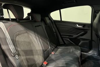 FORD FOCUS 2.3T EcoBoost ST Hatchback 5dr Petrol Auto Euro 6 (s/s) (280 ps)