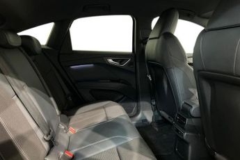 AUDI Q4 E-TRON 40 S line Sportback 5dr Electric Auto 82kWh (204 ps) Rear Parkin