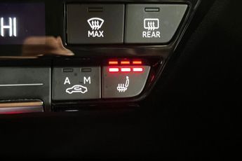 AUDI Q4 E-TRON 40 S line Sportback 5dr Electric Auto 82kWh (204 ps) Rear Parkin