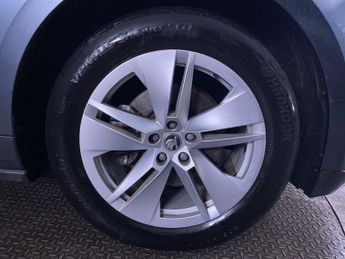 SKODA ENYAQ 62kWh 60 SUV 5dr Electric Auto (179 ps)