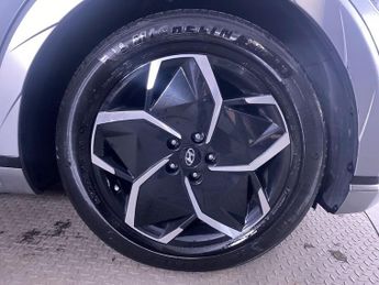 HYUNDAI IONIQ 5 77kWh Premium Hatchback 5dr Electric Auto (228 ps)