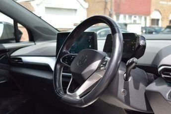 VOLKSWAGEN 181 REVERSE CAMERA | HEATED SEATS | HEATED STEERING WHEEL | 1 OWNER 