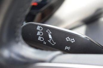 VOLKSWAGEN 181 REVERSE CAMERA | HEATED SEATS | HEATED STEERING WHEEL | 1 OWNER 