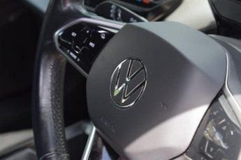 VOLKSWAGEN ID4 ID4 181 Pro Performance 77kWh Life Electric AUTO 204ps REVERSE C