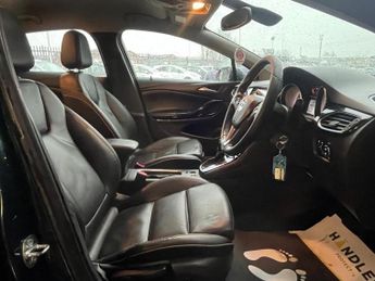 VAUXHALL ASTRA 1.6 CDTi BlueInjection Elite Nav Hatchback 5dr Diesel Auto Euro 