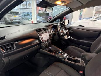 NISSAN LEAF 40kWh Acenta Hatchback 5dr Electric Auto (150 ps)