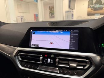 BMW 3 SERIES 3.0 M340d MHT Saloon 4dr Diesel Hybrid Auto xDrive Euro 6 (s/s) 