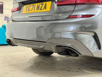 BMW 3 SERIES 3.0 M340d MHT Saloon 4dr Diesel Hybrid Auto xDrive Euro 6 (s/s) 