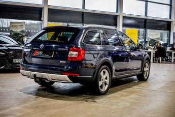 SKODA OCTAVIA 2.0 TDI Scout Estate 5dr Diesel DSG 4WD Euro 6 (s/s) (184 ps)