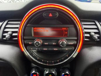 MINI HATCH 2.0 Cooper SD Hatchback 3dr Diesel Manual Euro 6 (s/s) (170 ps)